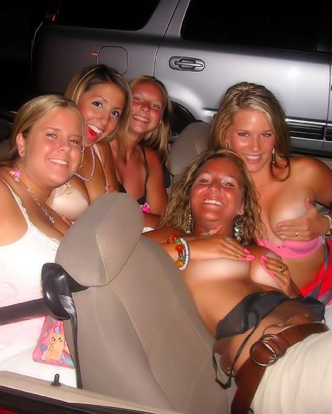 Пьяные девушки онлайн встречаются достаточно часто 8 фото