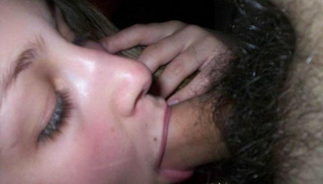Девушки балуют парней своими пухлыми губками 6 фото