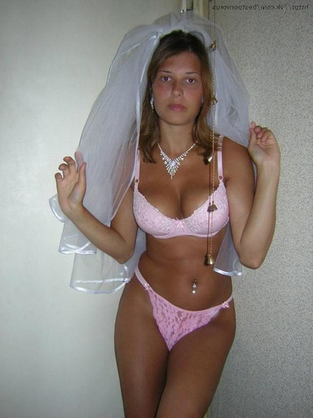 Молоденькие невесты не против разврата 15 фото